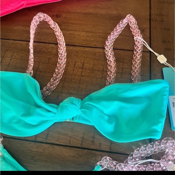 Tiffany Bikini - Picture 9 of 12